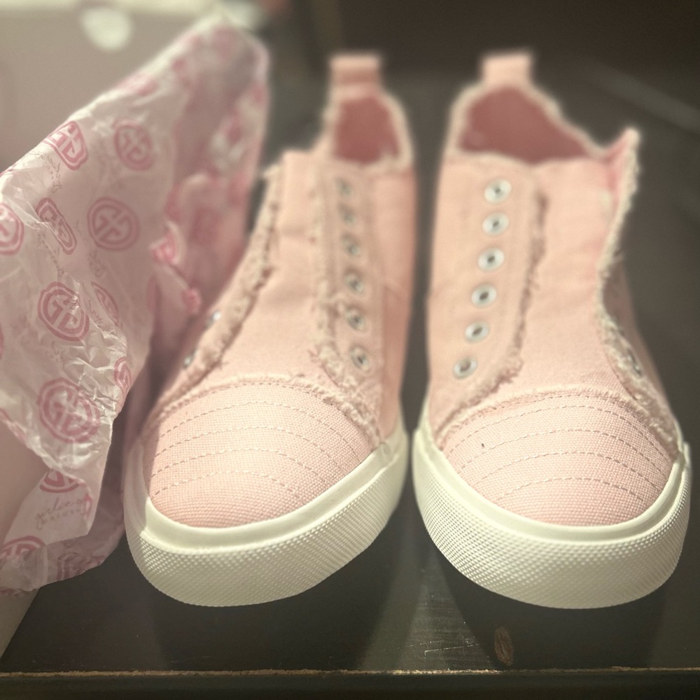 NWOT Girly Girl Pink Frayed Canvas Sneakers